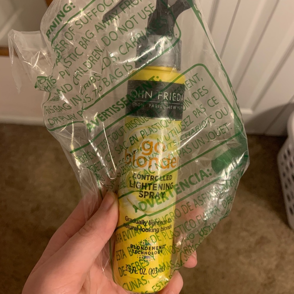 John Frieda go blonde lightening spray